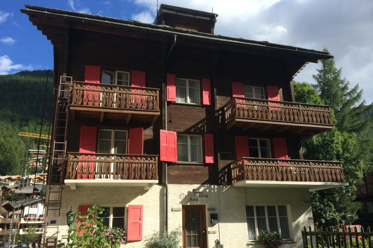 Hotel Cima — rooms and atmosphere