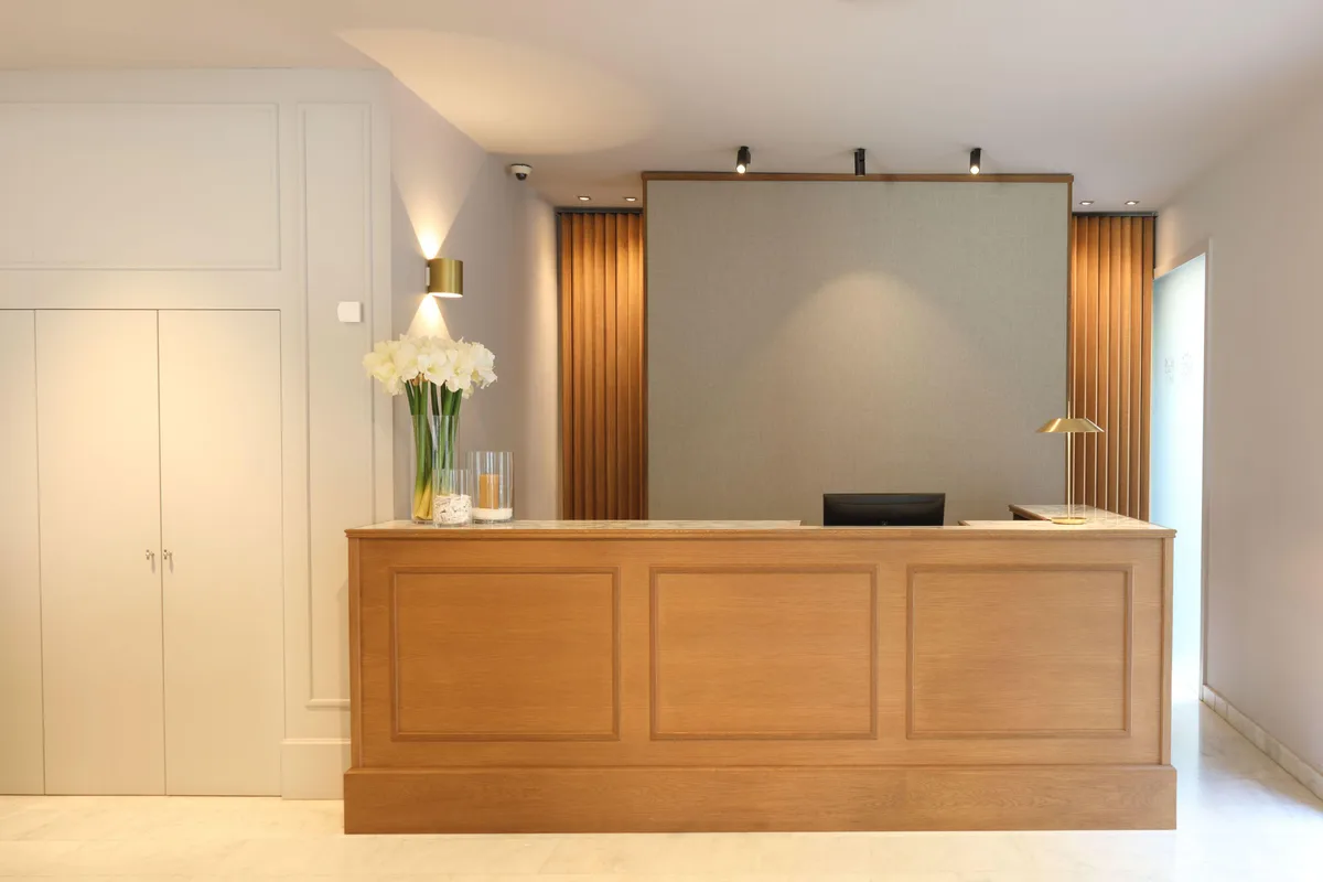 Hotel Ciutat de Girona — ภาพห้องพักและบรรยากาศ