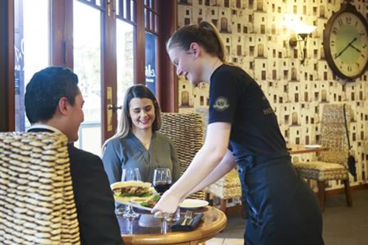 Hotel Coachman Palmerston North — rooms and atmosphere