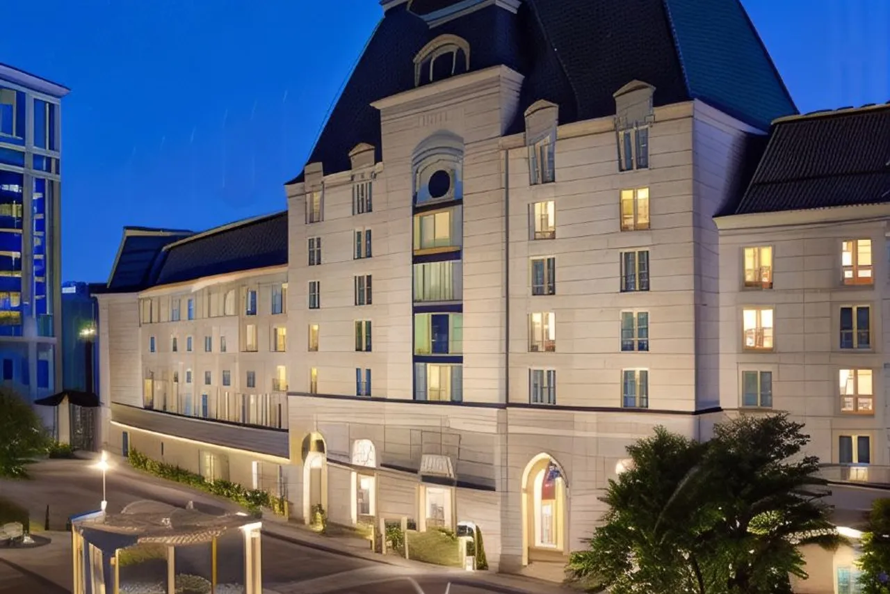 Hotel Crescent Court — rooms and atmosphere