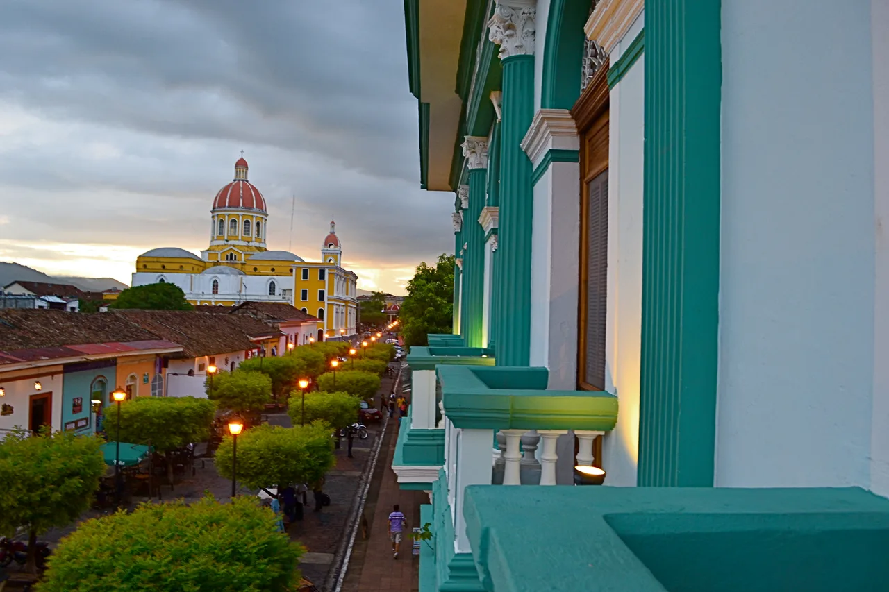 Hotel Darío — ภาพห้องพักและบรรยากาศ