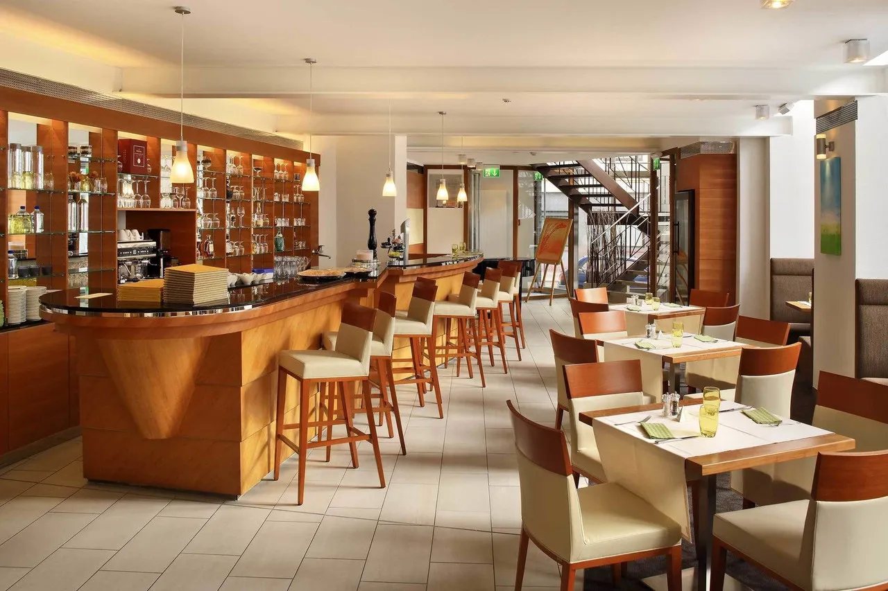 Hotel de France Wien — rooms and atmosphere