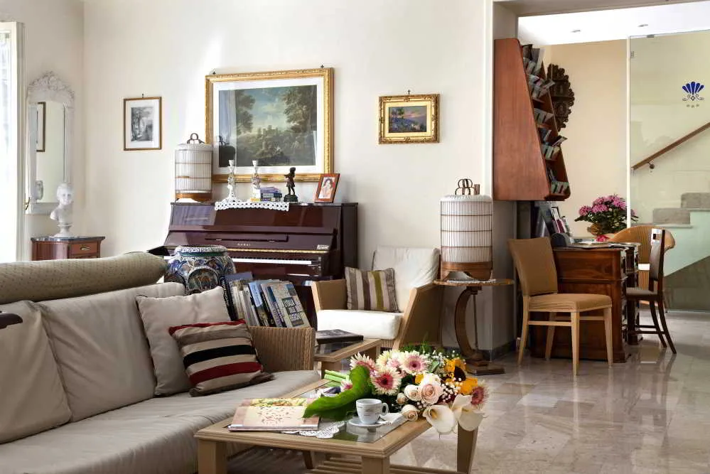 Hotel del Corso — ภาพห้องพักและบรรยากาศ