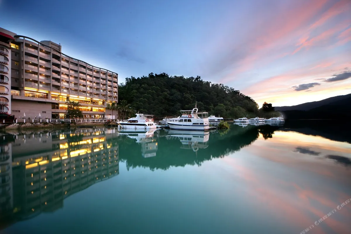 10 Best Sun Moon Lake Hotels, Taiwan — Stunning Lake Views