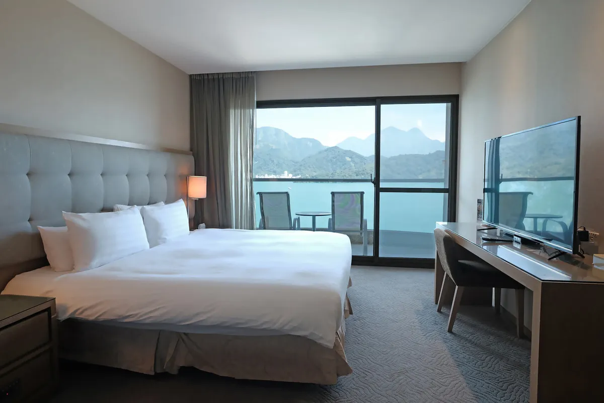 Hotel Del Lago — ภาพห้องพักและบรรยากาศ