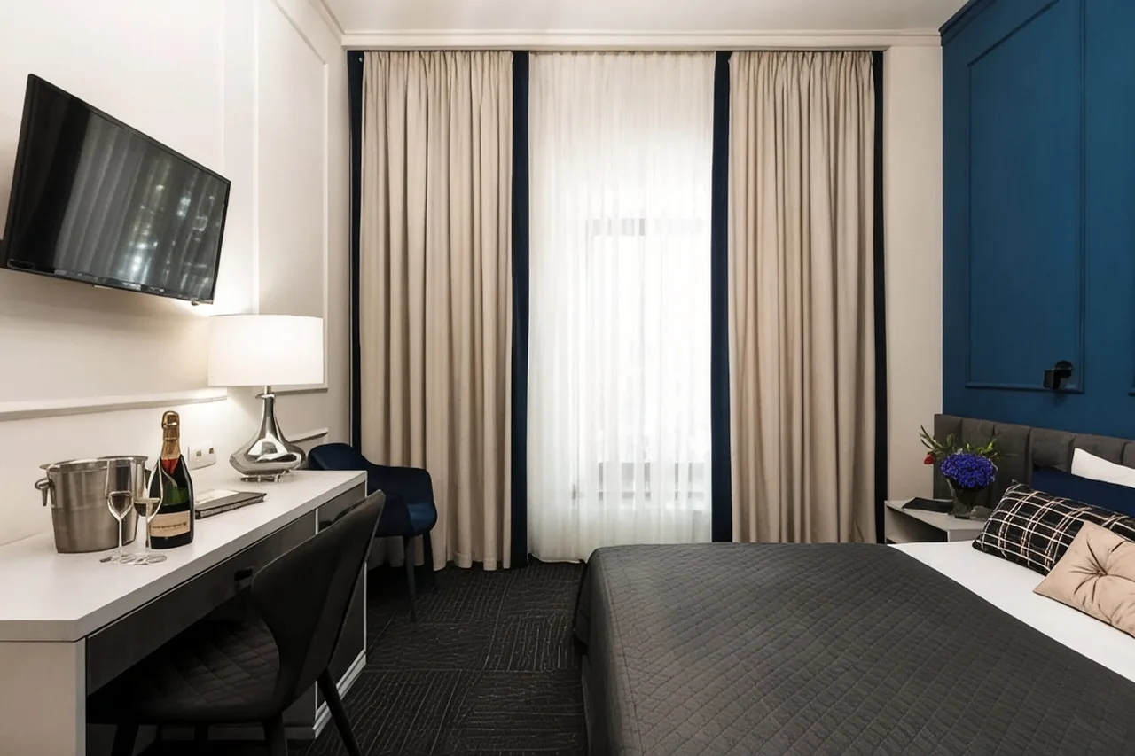 Hotel Deribas — ภาพห้องพักและบรรยากาศ
