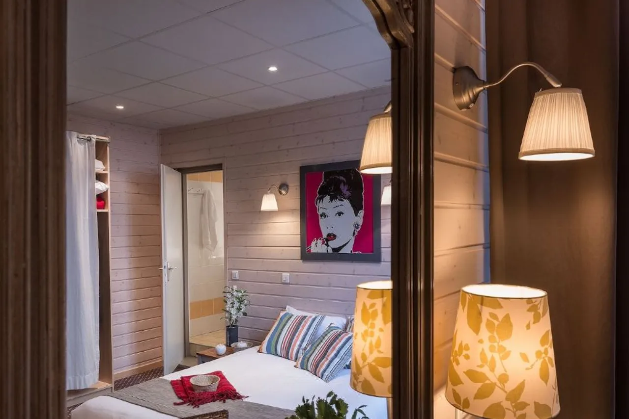Hôtel des Alpes — rooms and atmosphere