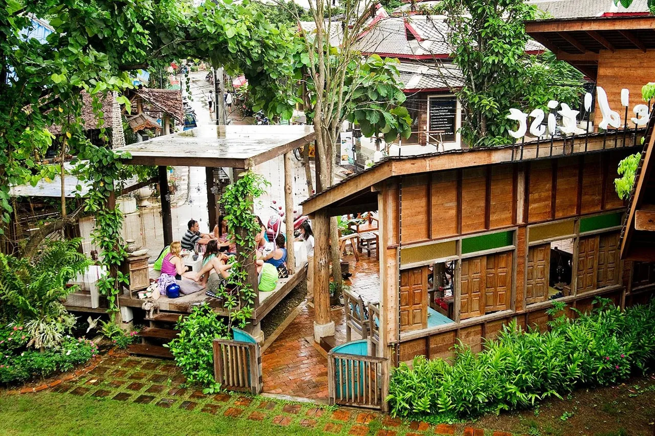 Hotel Des Artists Rose of Pai — ภาพห้องพักและบรรยากาศ