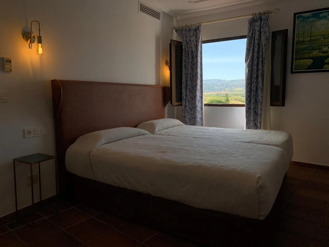Hotel Don Miguel — ภาพห้องพักและบรรยากาศ