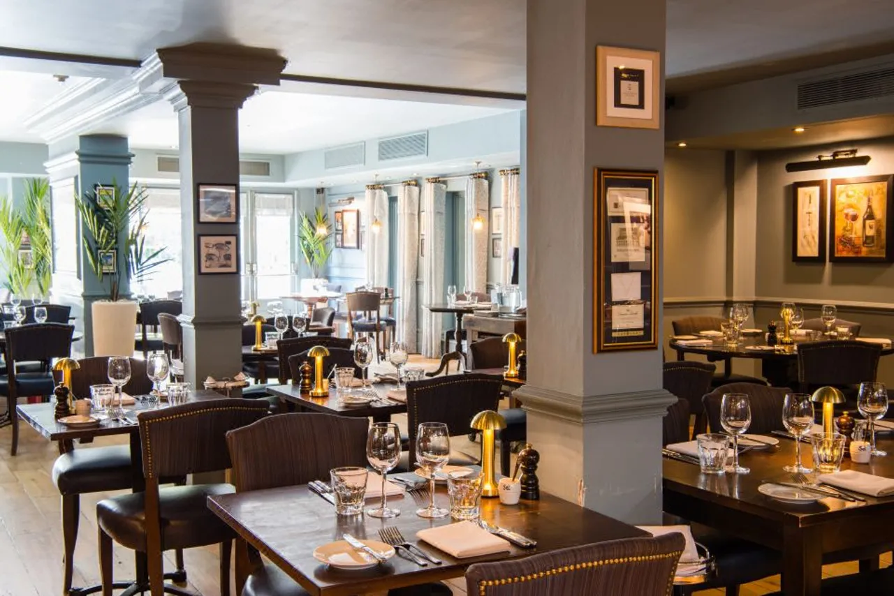 Hotel du Vin & Bistro Cambridge — rooms and atmosphere