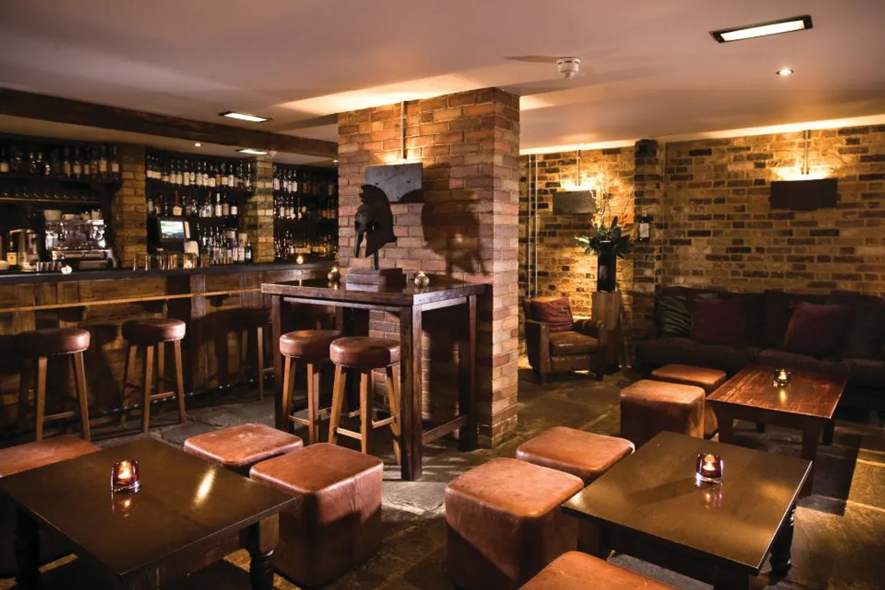 Hotel du Vin & Bistro Cambridge — rooms and atmosphere