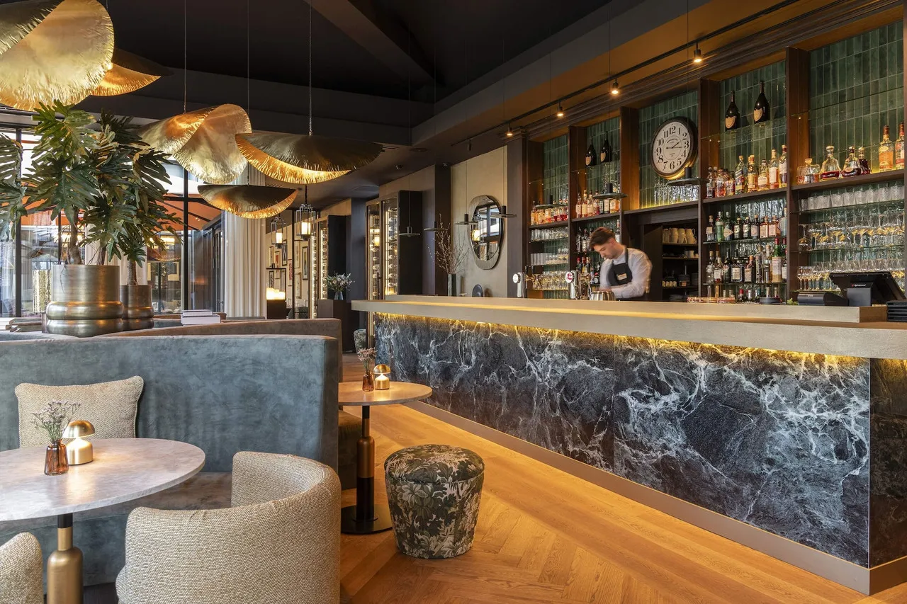 Hotel Dukes' Palace Brugge — ภาพห้องพักและบรรยากาศ