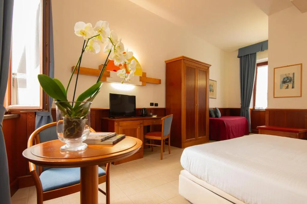 Hotel Duomo - Etruria Collection — ภาพห้องพักและบรรยากาศ