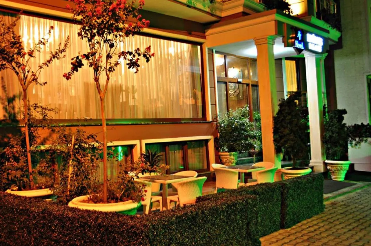 Hotel Edirne Palace — rooms and atmosphere
