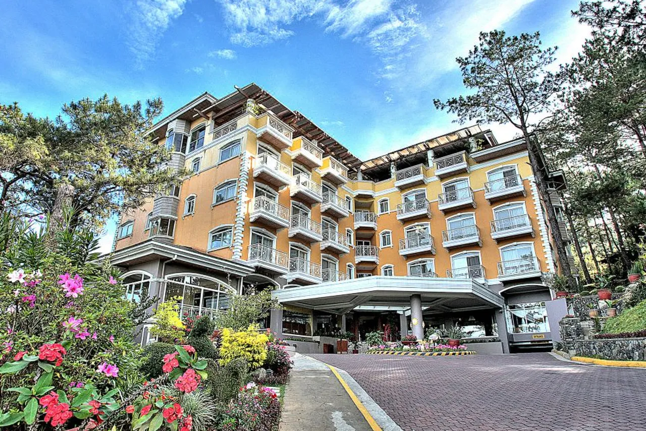 Hotel Elizabeth Baguio — rooms and atmosphere