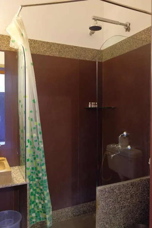 Hotel Fifu — ภาพห้องพักและบรรยากาศ