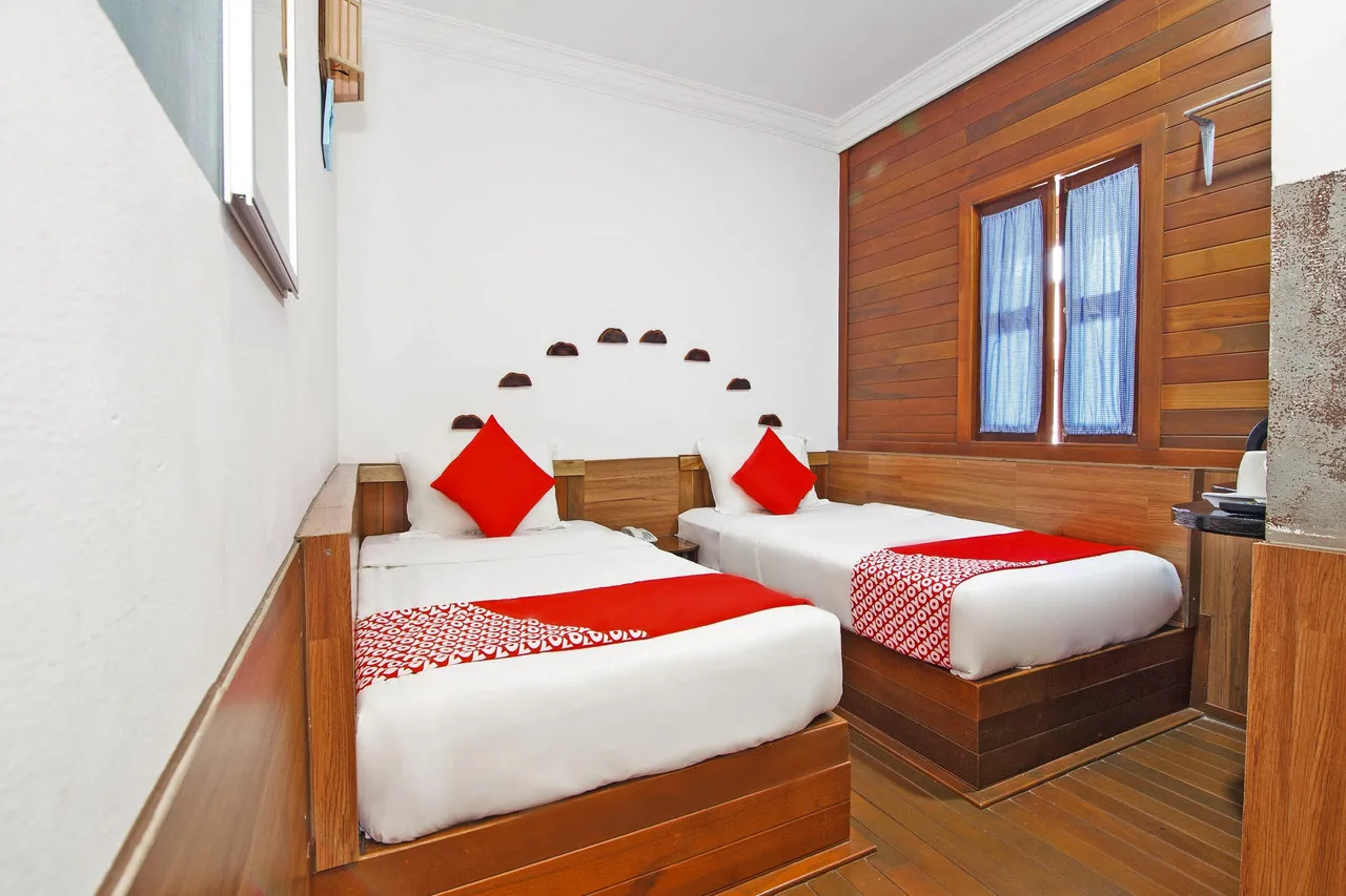 Hotel Five 2 Kota Kinabalu — ภาพห้องพักและบรรยากาศ