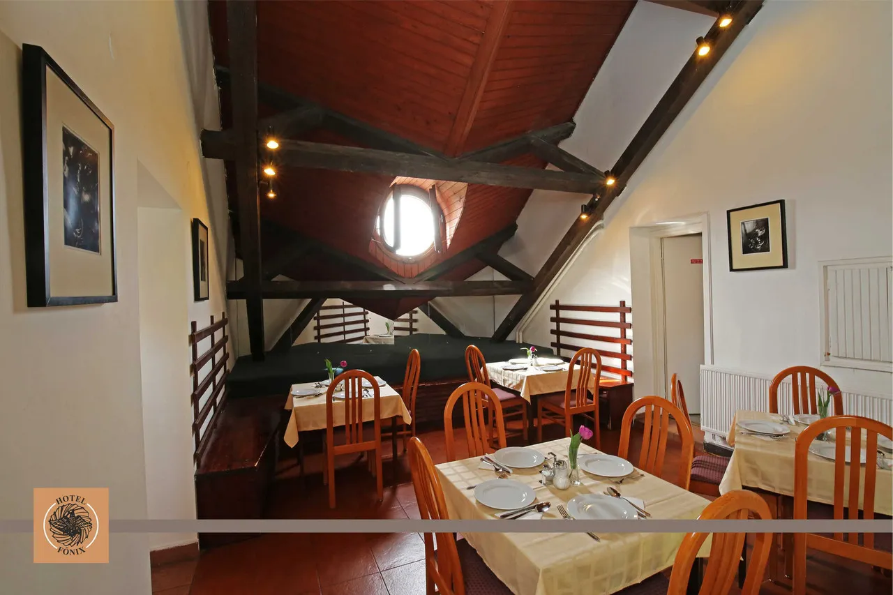 Hotel Fönix — rooms and atmosphere