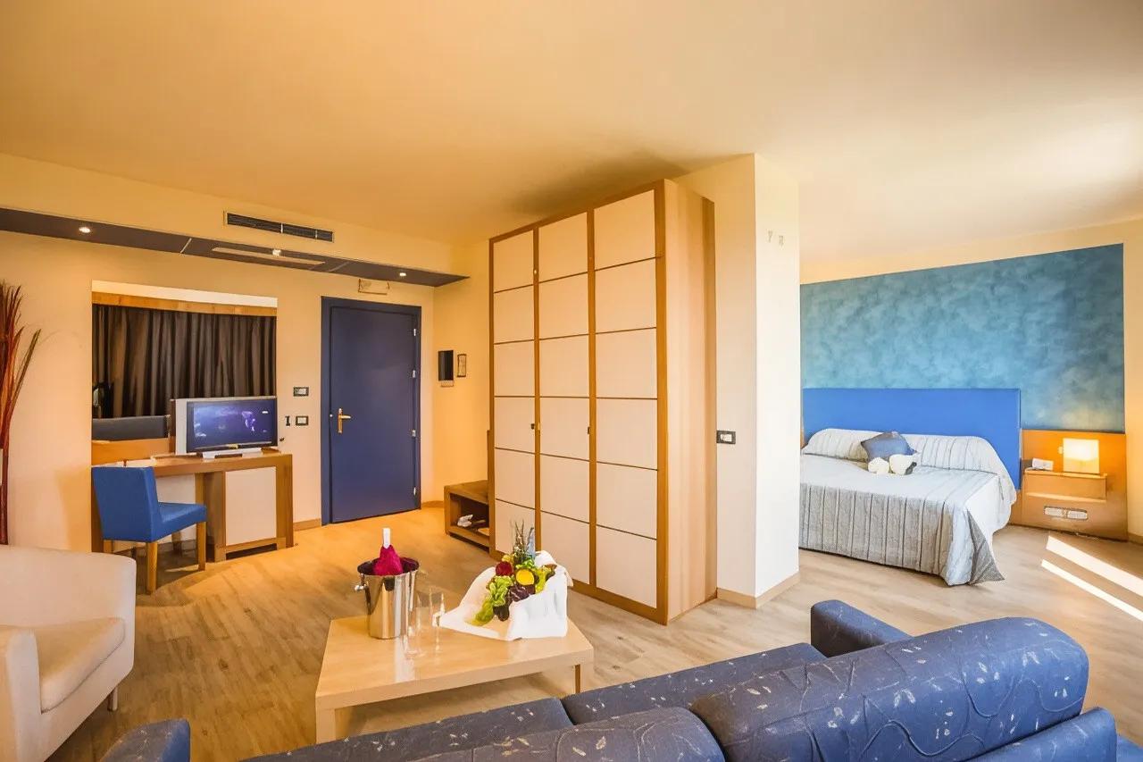 Hotel Galileo Pisa — rooms and atmosphere