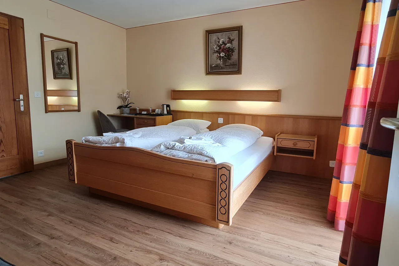 Hotel Galina Self-Check-in — ภาพห้องพักและบรรยากาศ