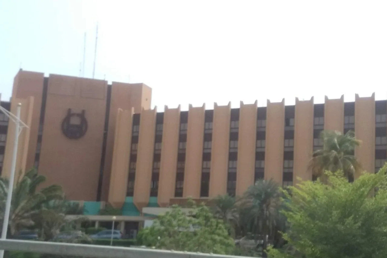 Hôtel Gaweye Niamey — rooms and atmosphere
