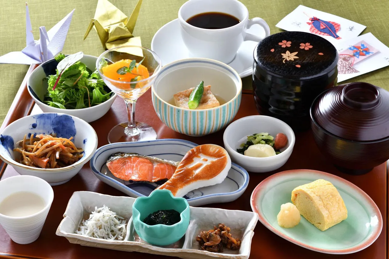Hotel Granvia Hiroshima — rooms and atmosphere