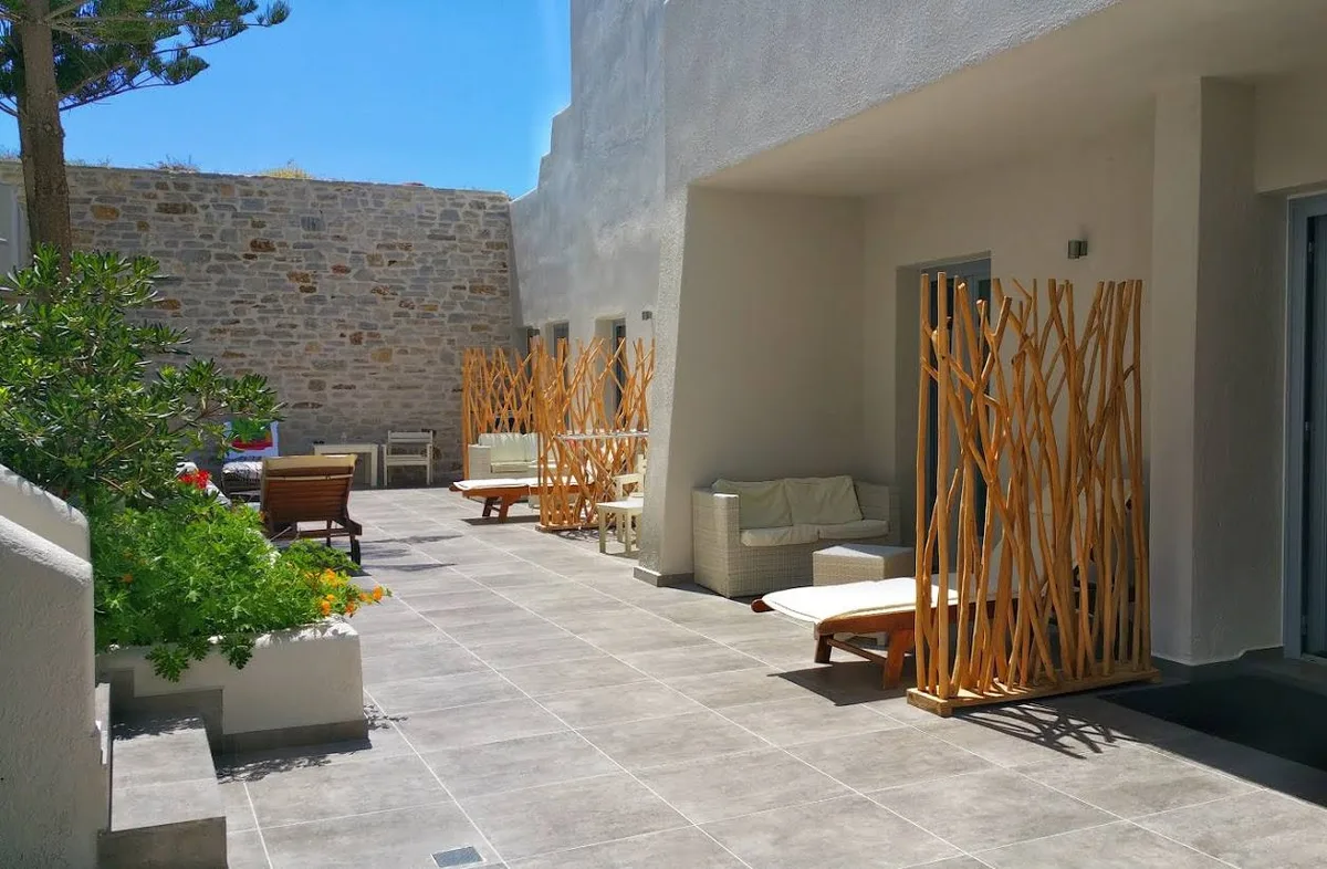 Hotel Grotta — ภาพห้องพักและบรรยากาศ