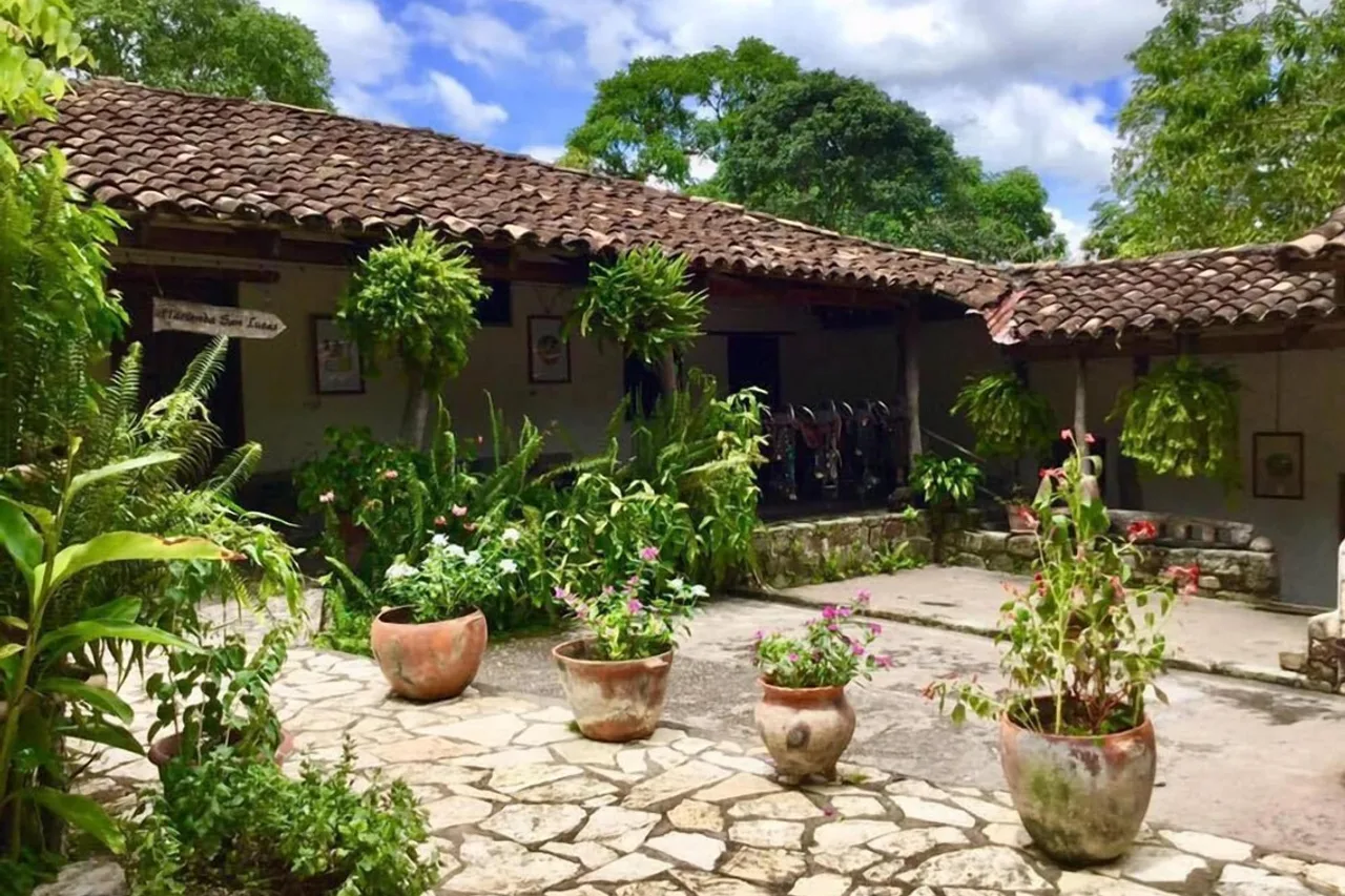 Hotel Hacienda San Lucas — ภาพห้องพักและบรรยากาศ