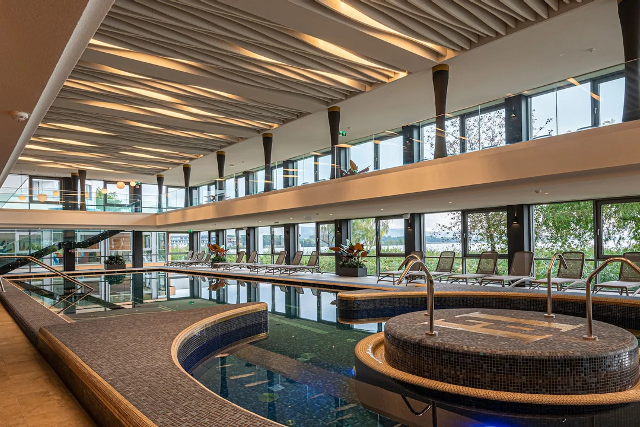 Hotel Helikon, Keszthely — ภาพห้องพักและบรรยากาศ