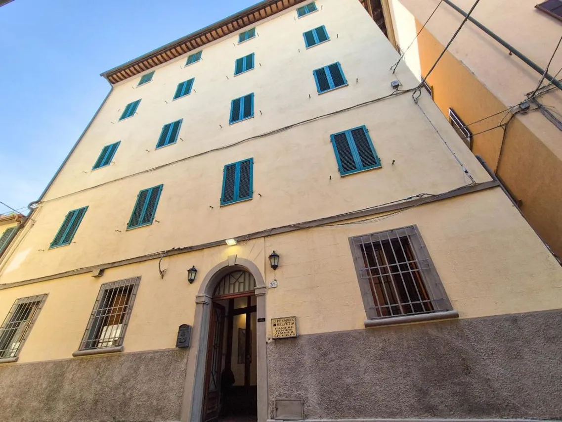 Hotel Helvetia Pisa — rooms and atmosphere
