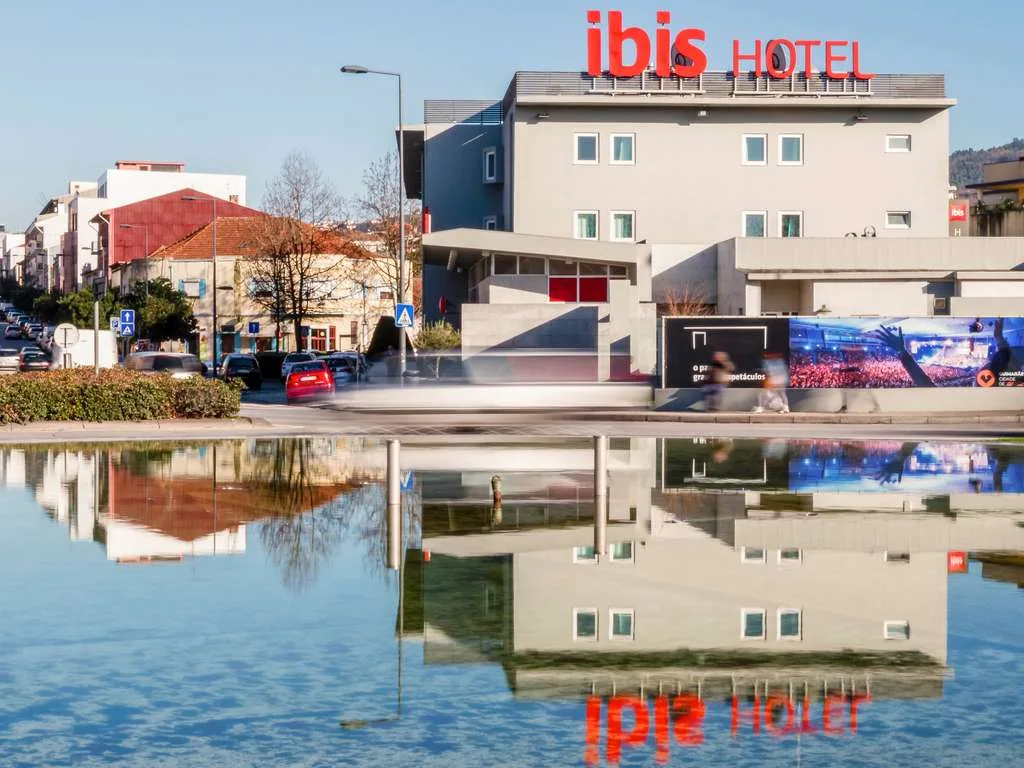 Hotel ibis Guimaraes — ภาพห้องพักและบรรยากาศ