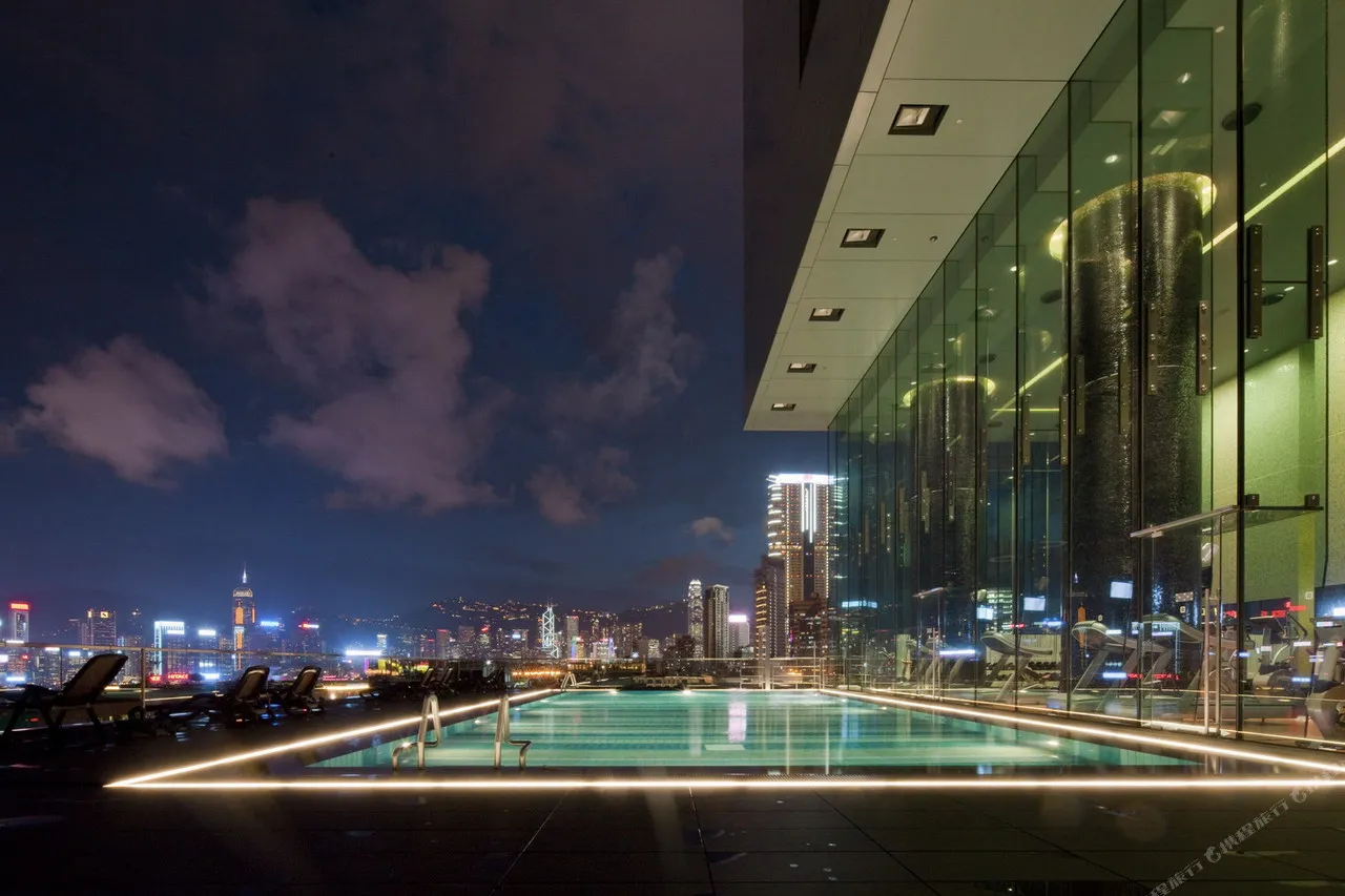Hotel ICON — ภาพห้องพักและบรรยากาศ