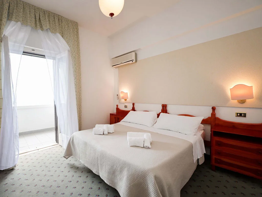 Hotel Incanto — ภาพห้องพักและบรรยากาศ