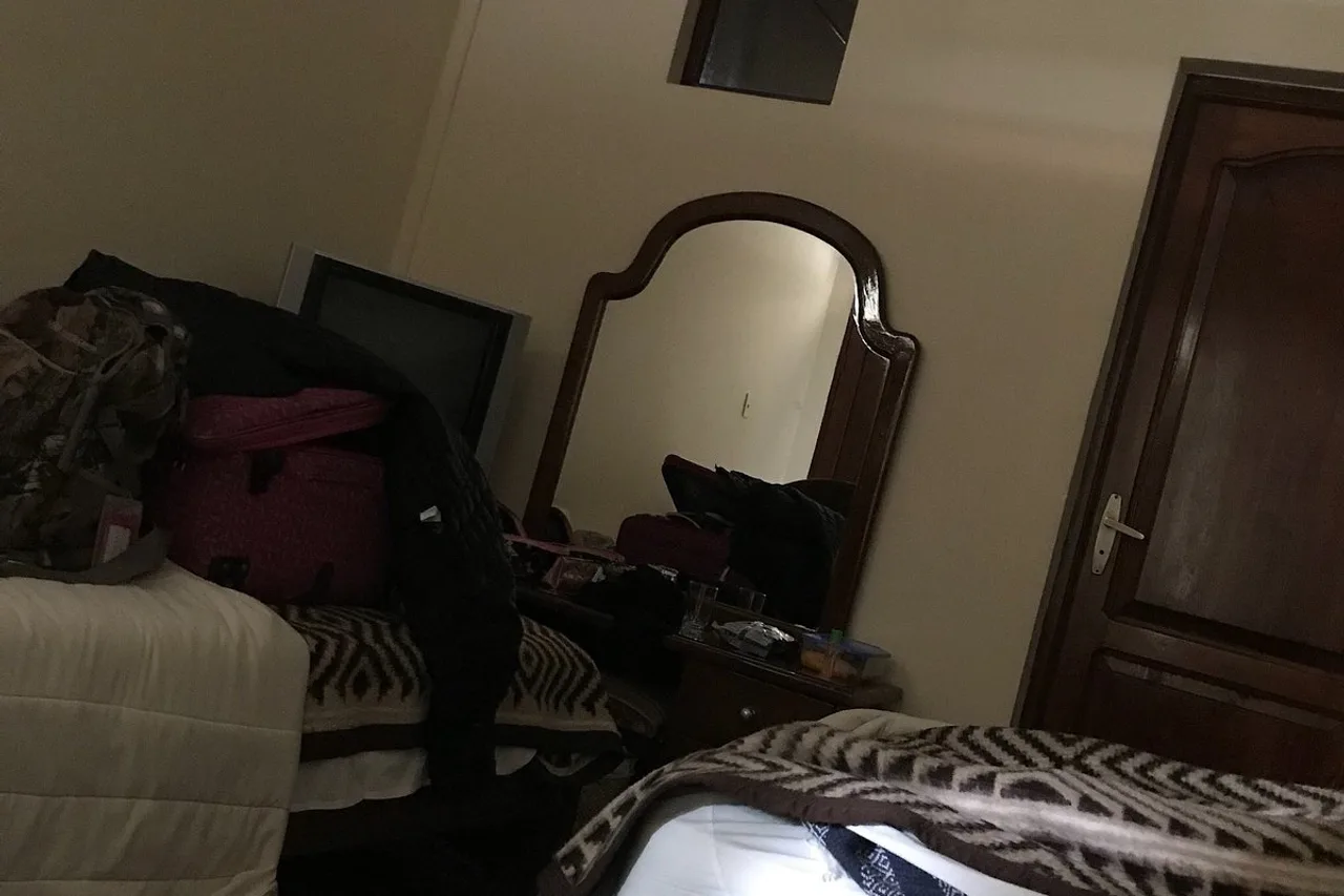 Hotel Independencia — rooms and atmosphere