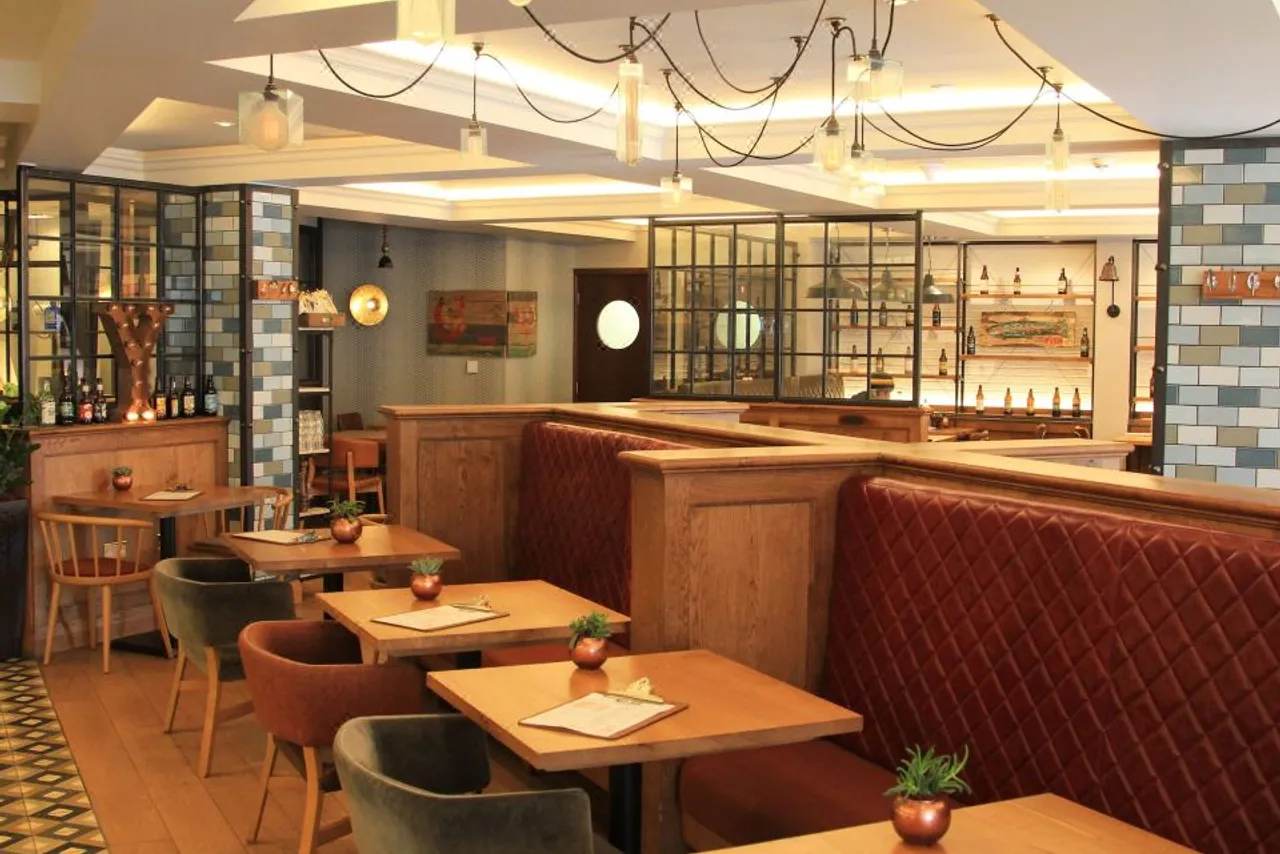 Hotel Indigo York by IHG — rooms and atmosphere