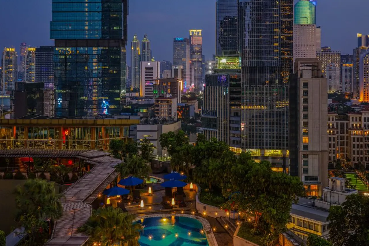 Hotel Indonesia Kempinski Jakarta — rooms and atmosphere