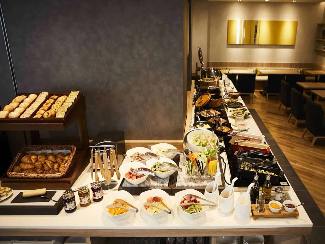 Hotel Intergate Tokyo Kyobashi — rooms and atmosphere