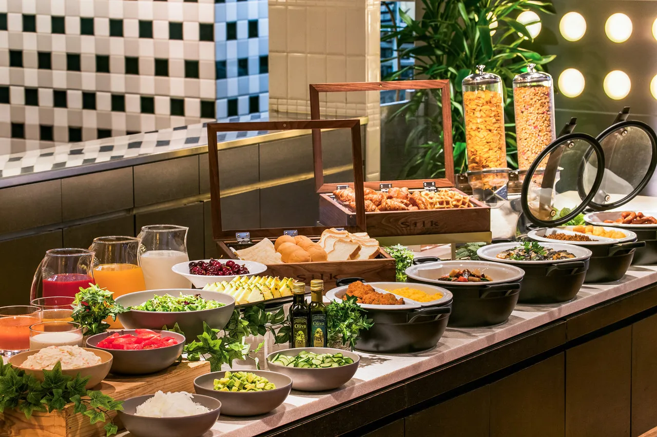 Hotel JAL City Kannai Yokohama — rooms and atmosphere