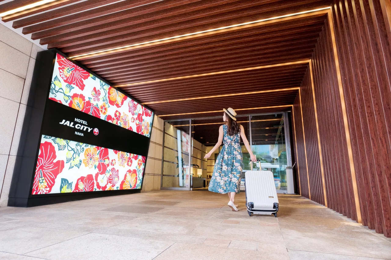 Hotel JAL City Naha — rooms and atmosphere