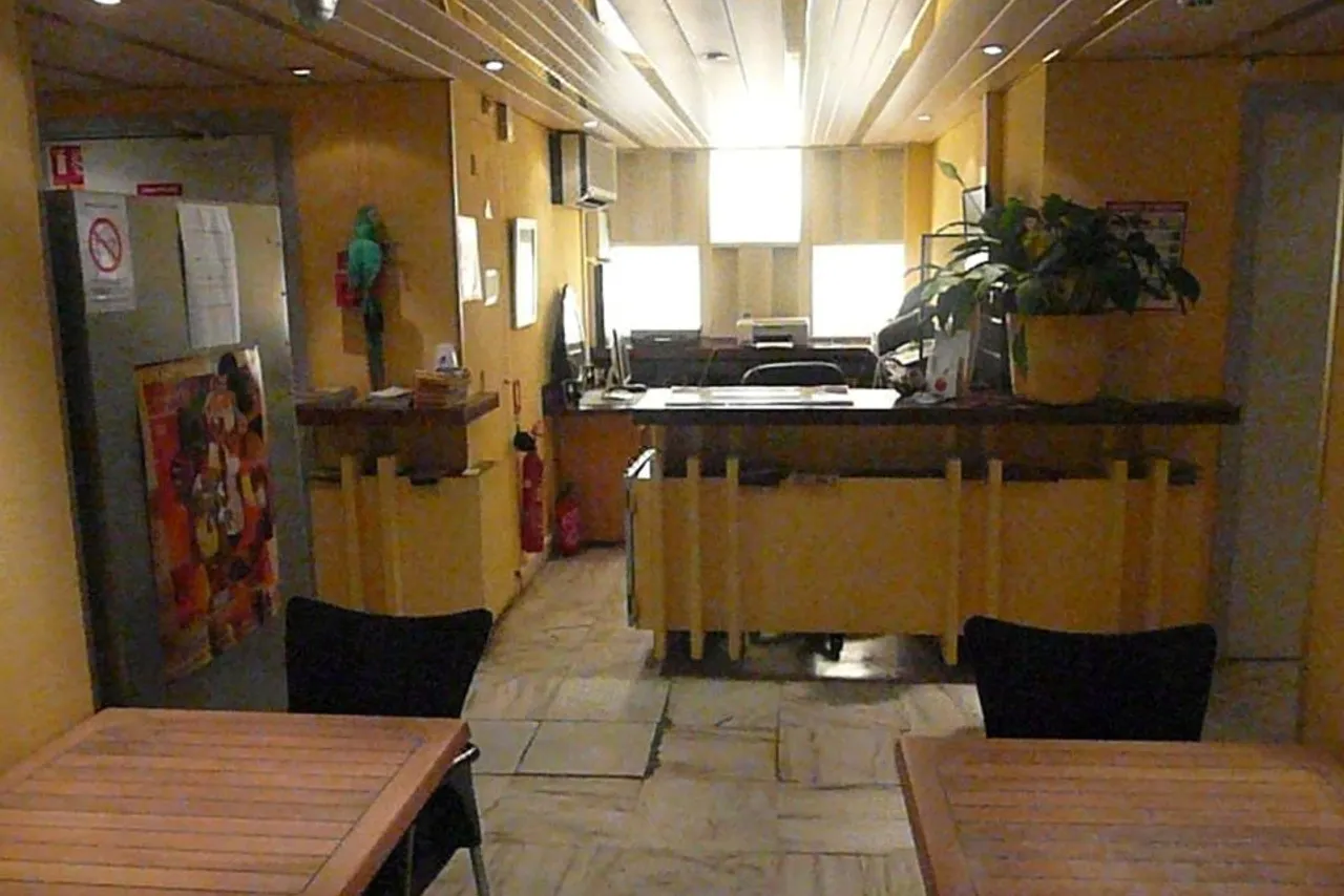 Hôtel Jardin Croisette — rooms and atmosphere