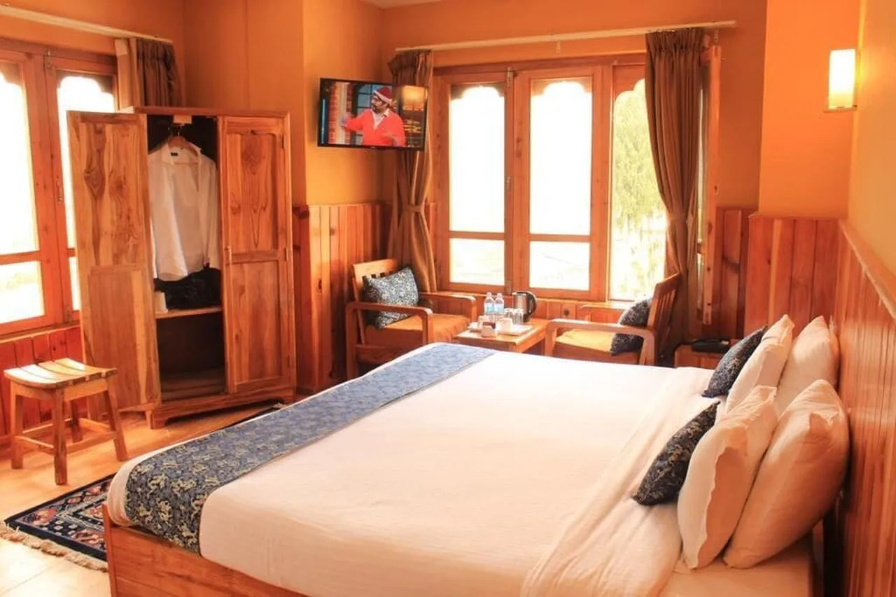 Hotel Khamsum — ภาพห้องพักและบรรยากาศ