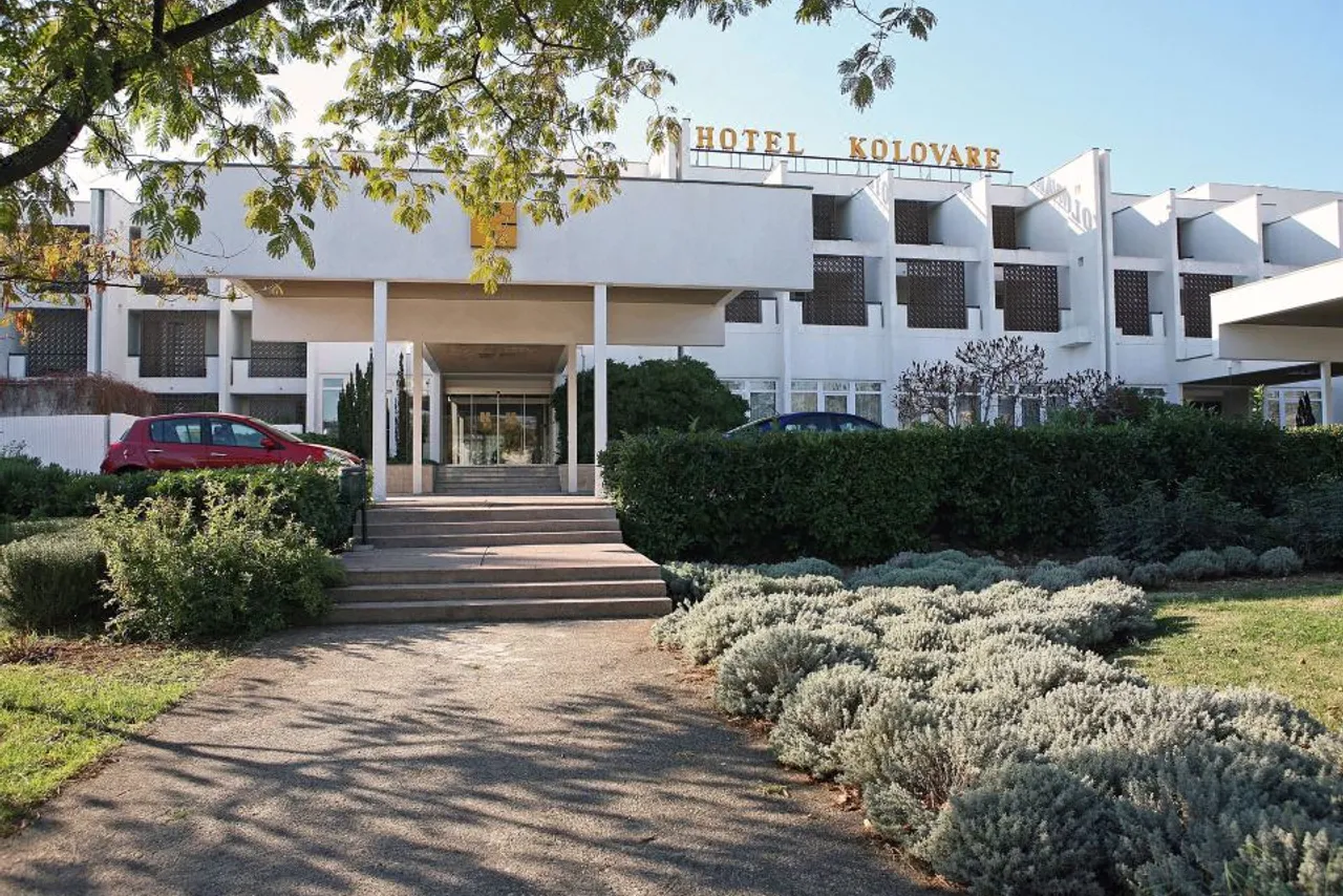 Hotel Kolovare — rooms and atmosphere