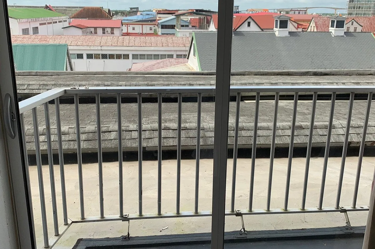 Hotel Krasnapolsky — rooms and atmosphere