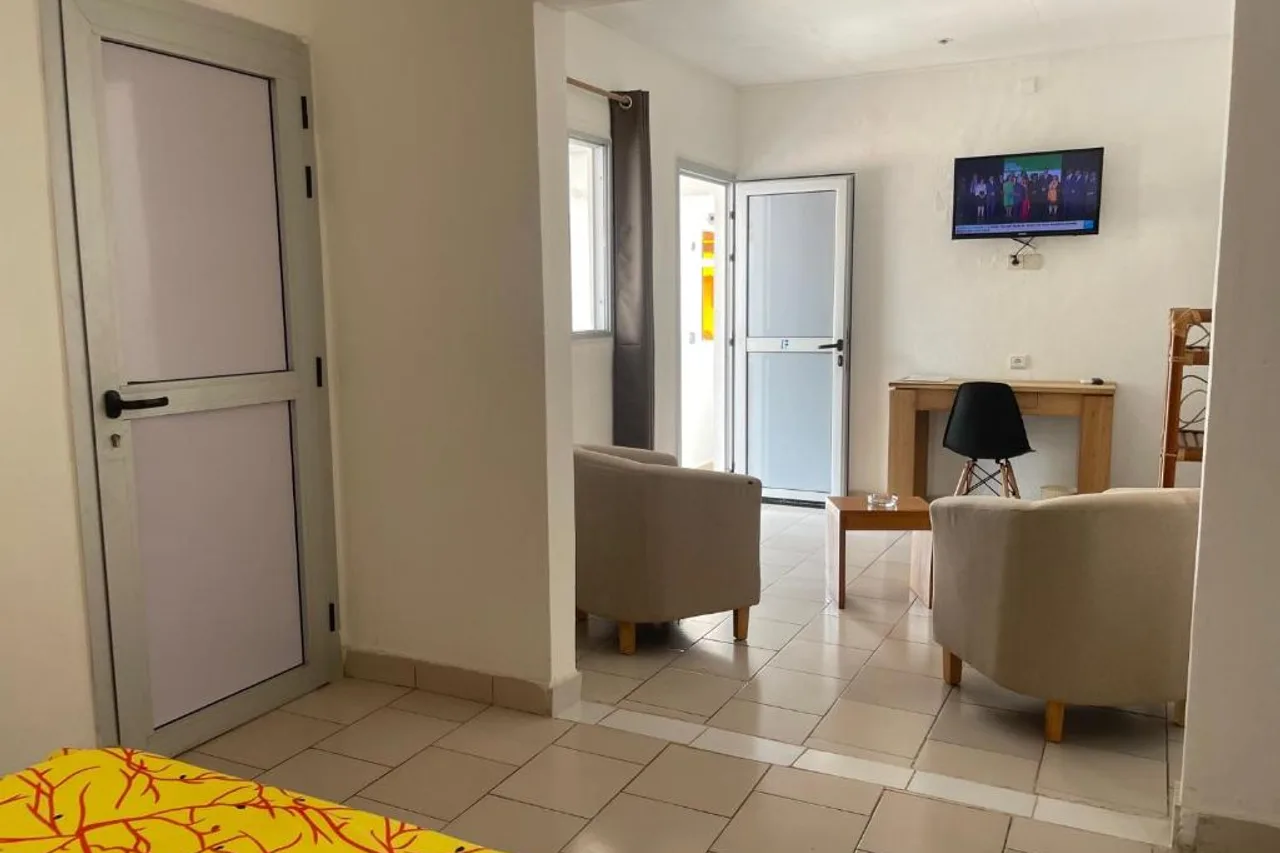 Hotel La Madrague — ภาพห้องพักและบรรยากาศ