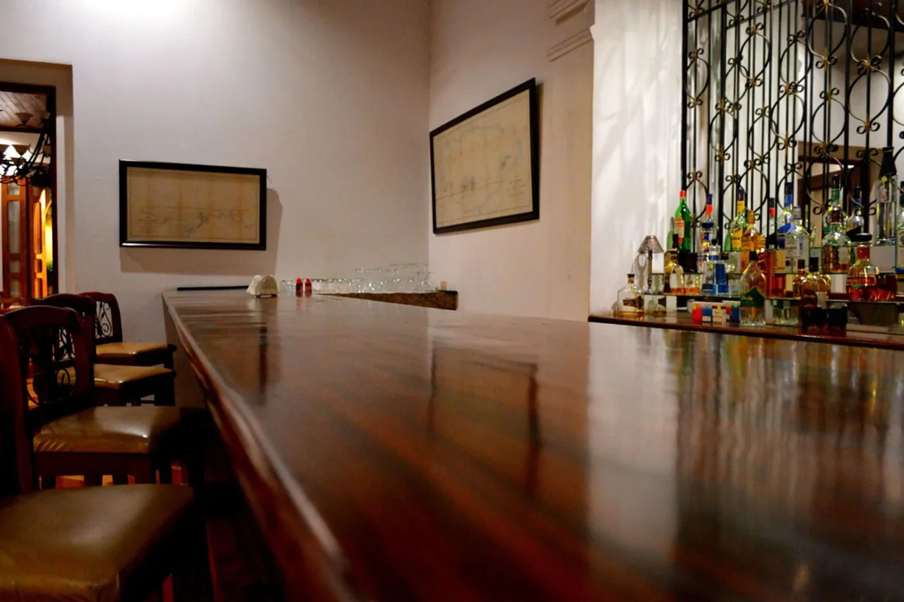 Hotel La Perla — ภาพห้องพักและบรรยากาศ