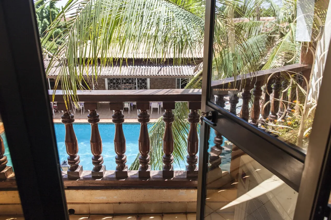 Hotel L'Auberge — ภาพห้องพักและบรรยากาศ