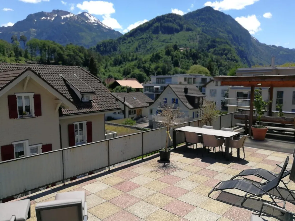 Hotel Lötschberg Interlaken — rooms and atmosphere