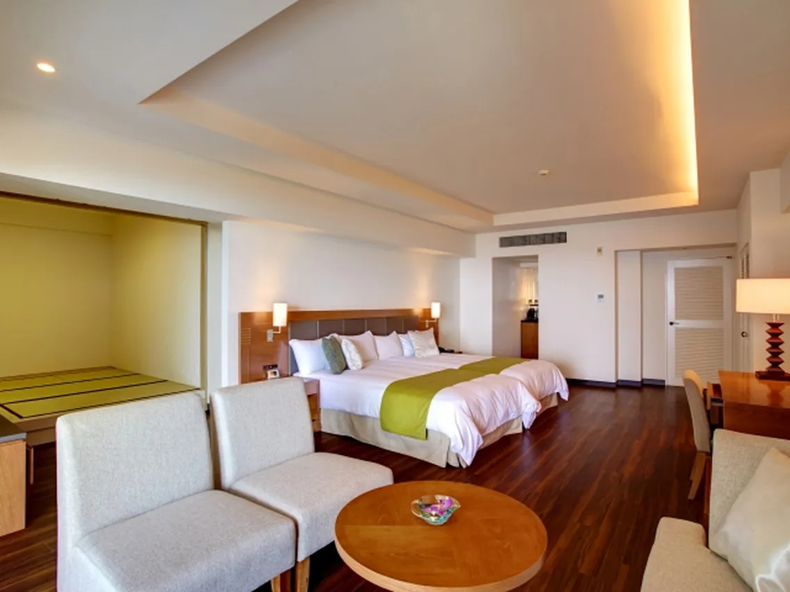 Hotel Mahaina Wellness Resorts Okinawa — rooms and atmosphere