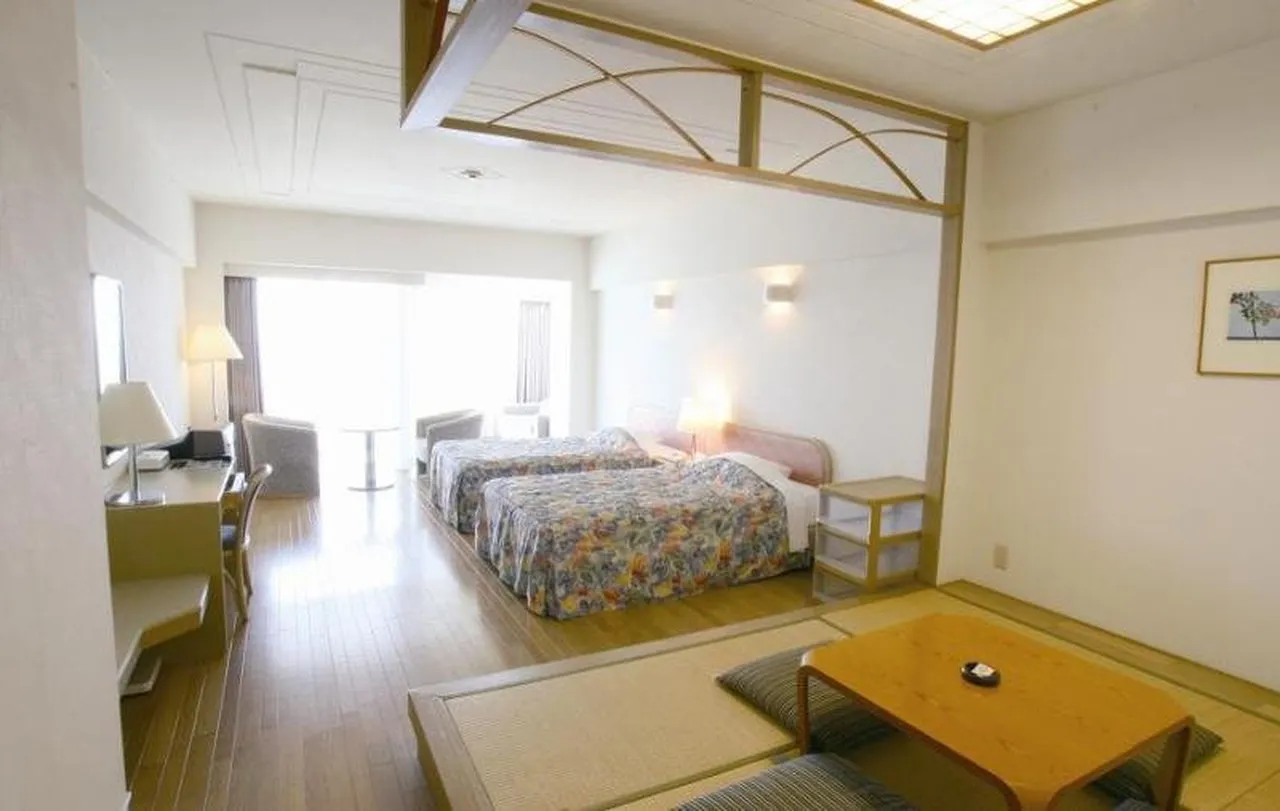 Hotel Mahaina Wellness Resorts Okinawa — rooms and atmosphere