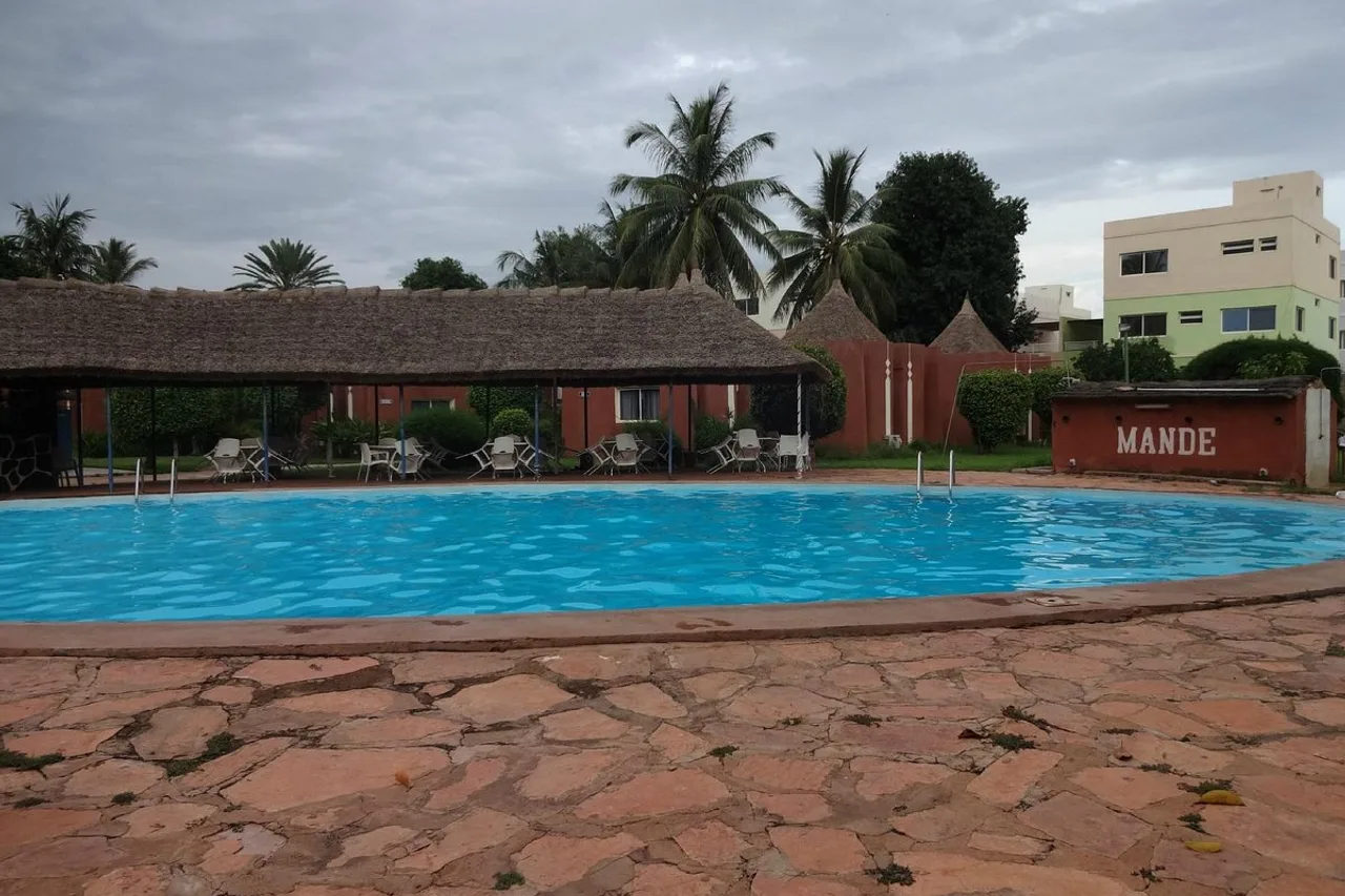 Hotel Mande — rooms and atmosphere